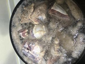 高压锅版酱牛肉的做法 步骤2
