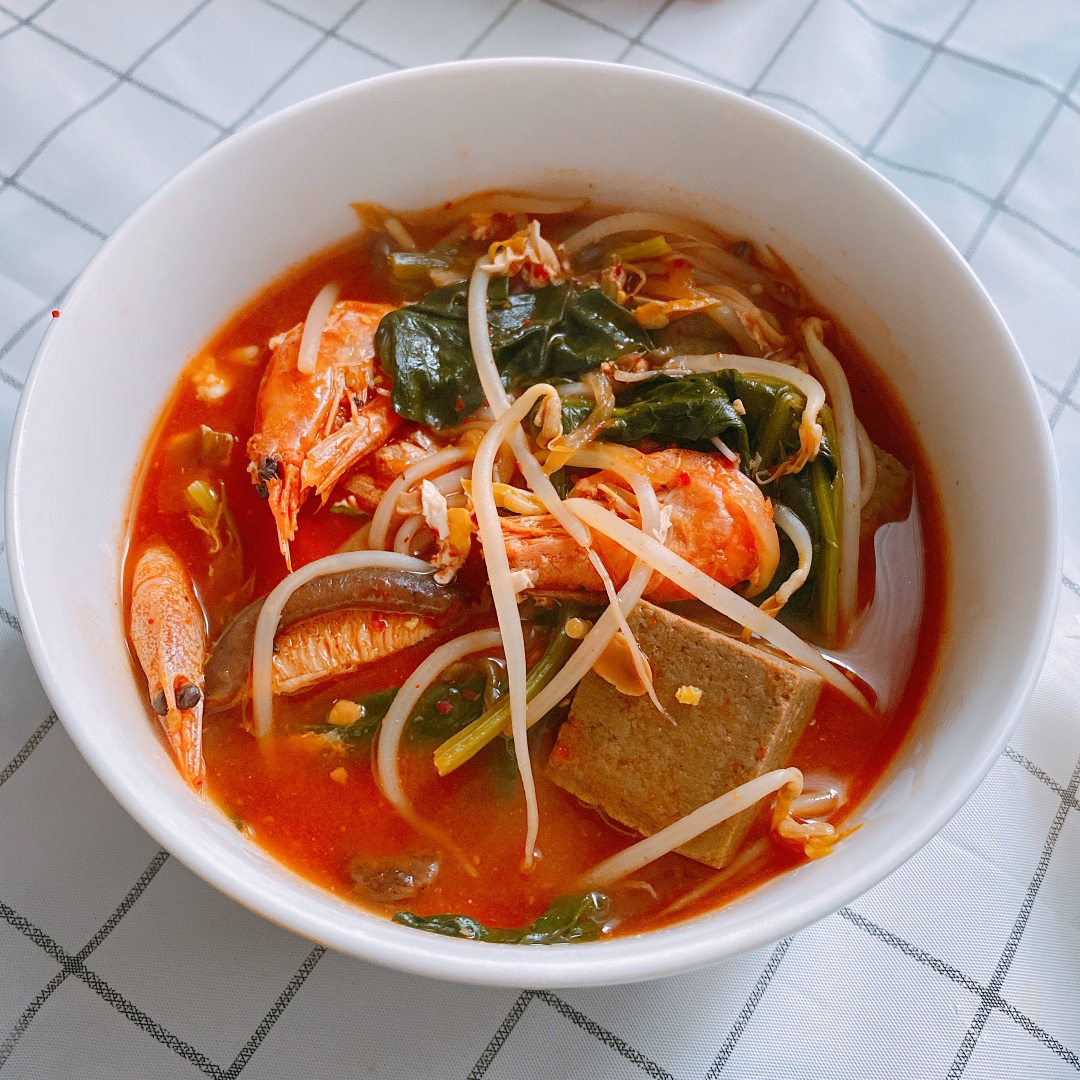 韩式海鲜蔬菜豆腐汤｜改良版 营养丰富 配料多多