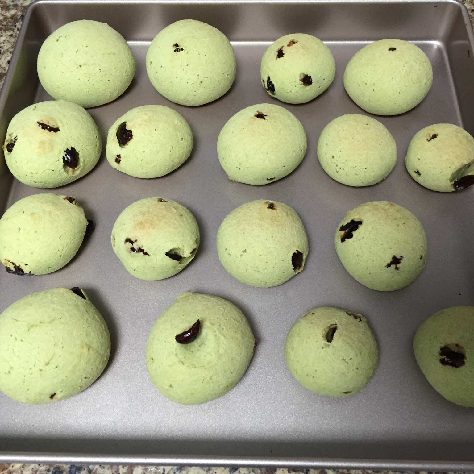 抹茶蔓越莓麻薯包（不回缩）