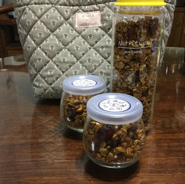 Granola（格兰诺拉麦片）