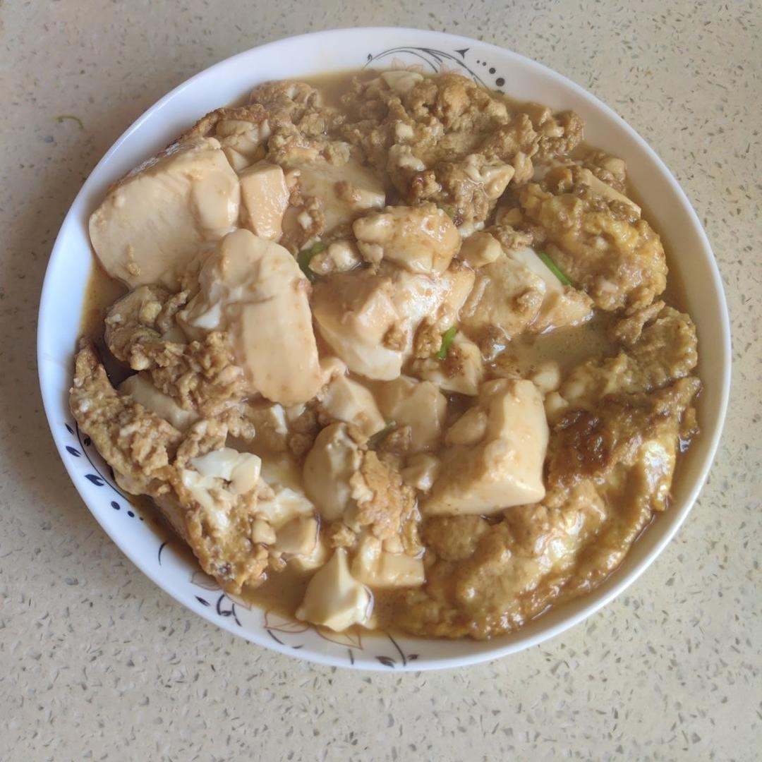 鸡蛋抱内脂豆腐