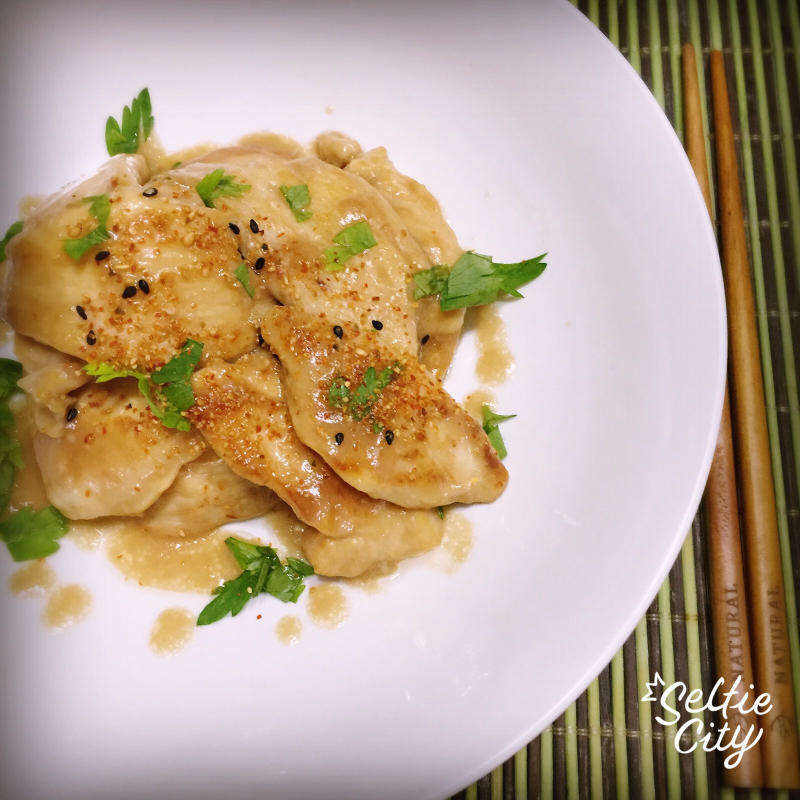 味噌加沙拉酱做出软嫩的鸡胸肉块