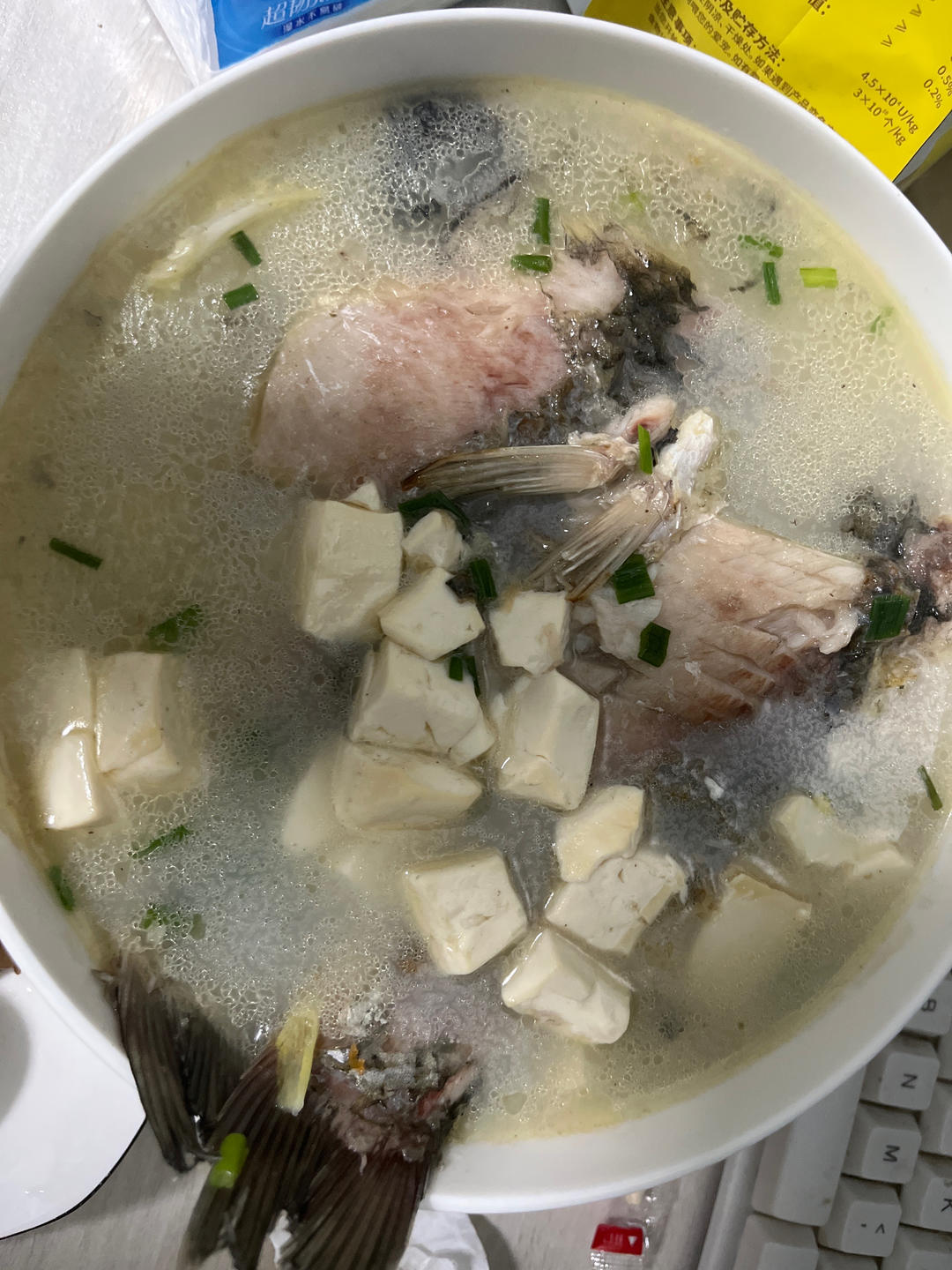奶白鲫鱼豆腐汤|一条鱼最后的温柔