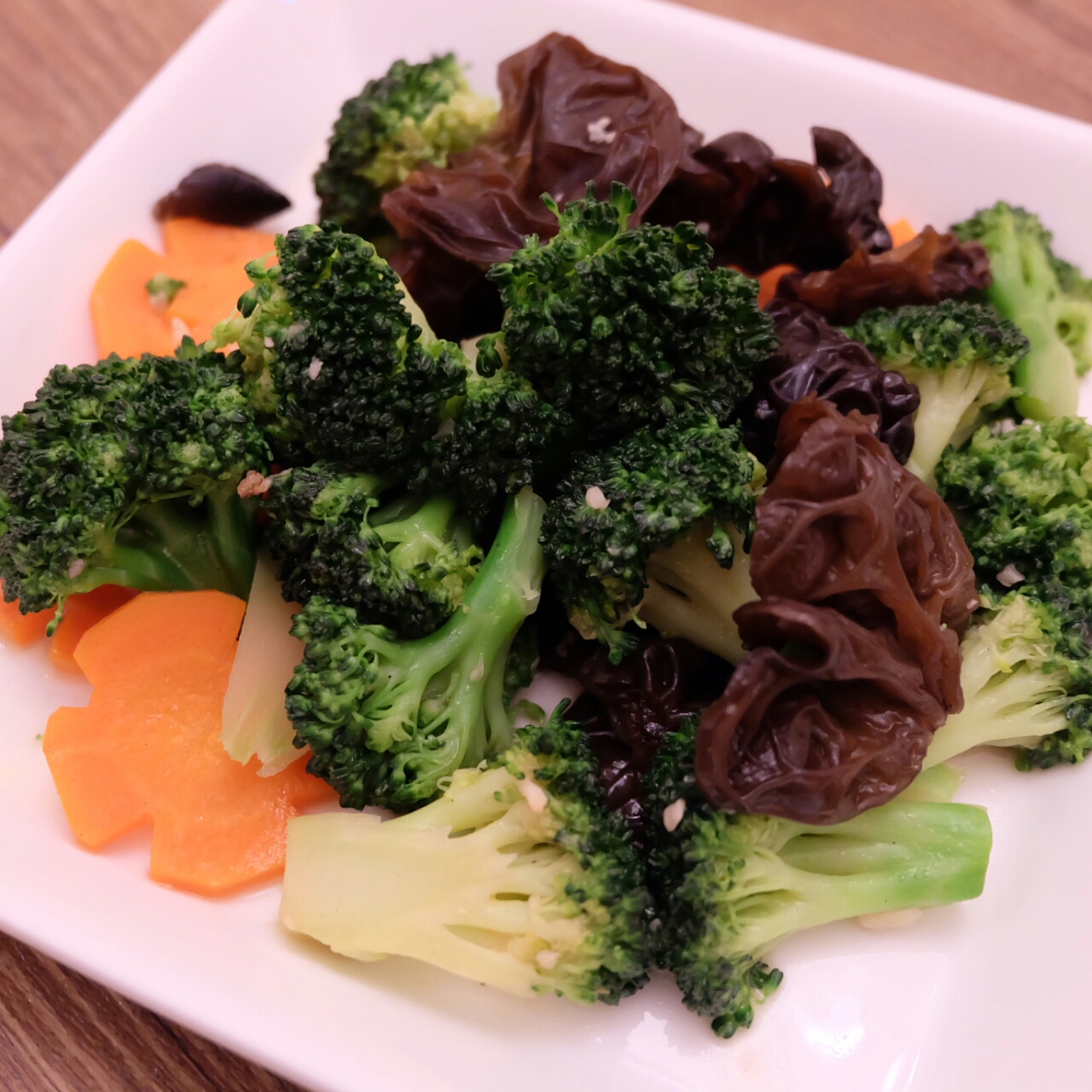 清炒胡萝卜西兰花