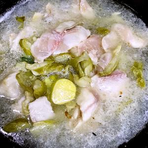 酸菜鱼（无辣）的做法 步骤4