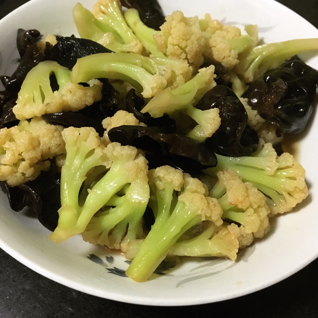 孙米米_做的花菜炒木耳