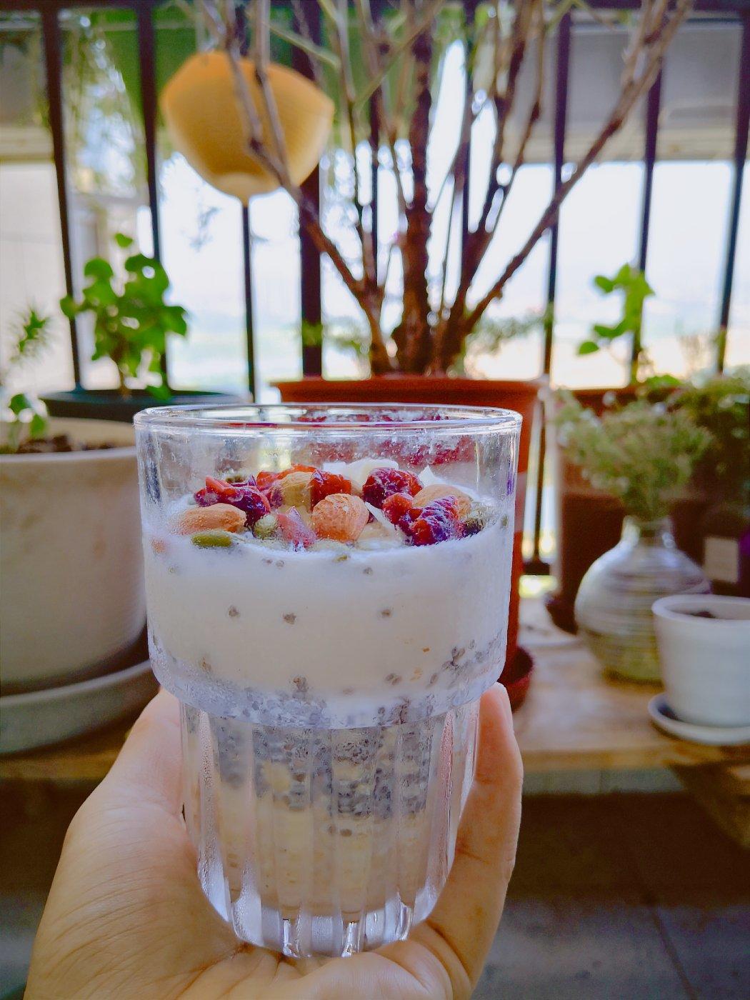 basic overnight oats 时下最流行的营养健康冷藏式隔夜免煮燕麦基本款