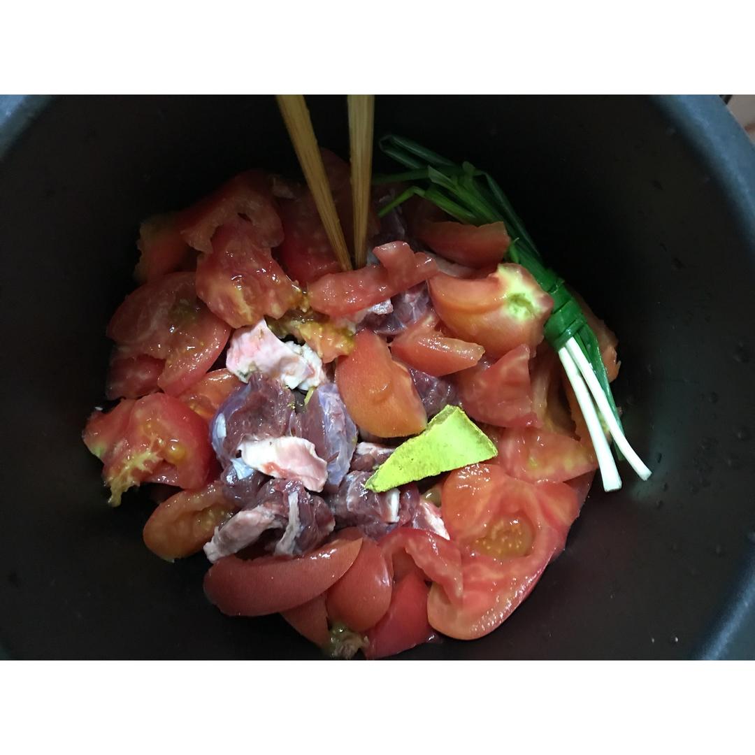 咖喱番茄牛腩
