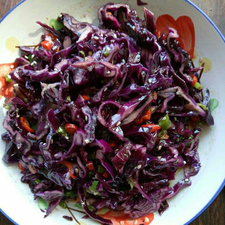 超开胃凉拌紫甘蓝