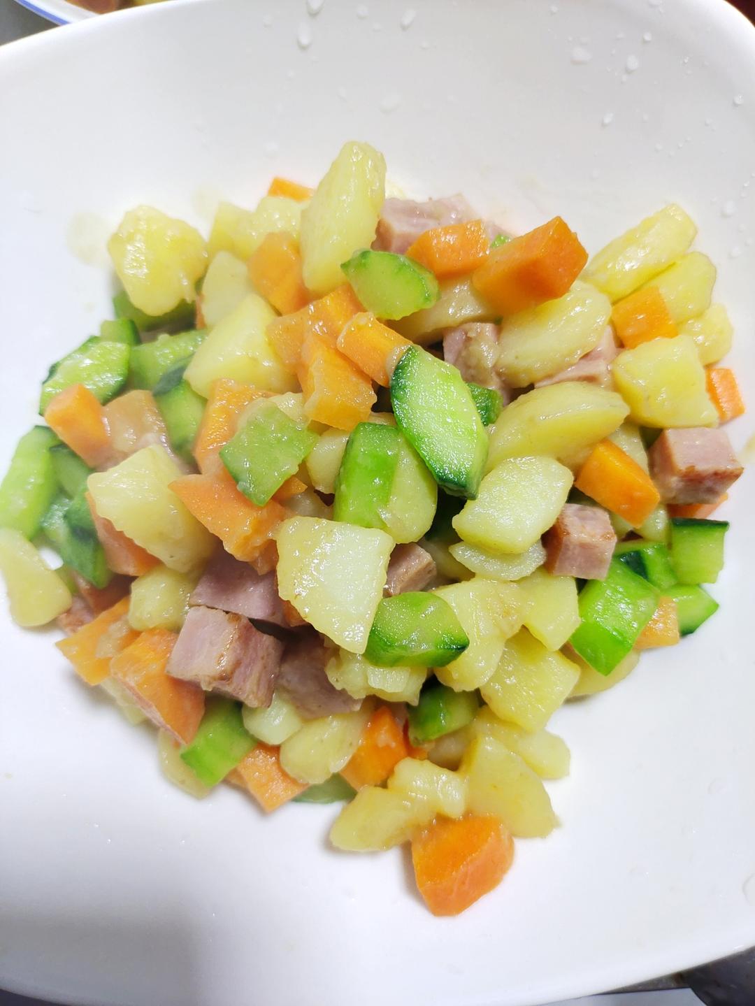 炒土豆胡萝卜丁