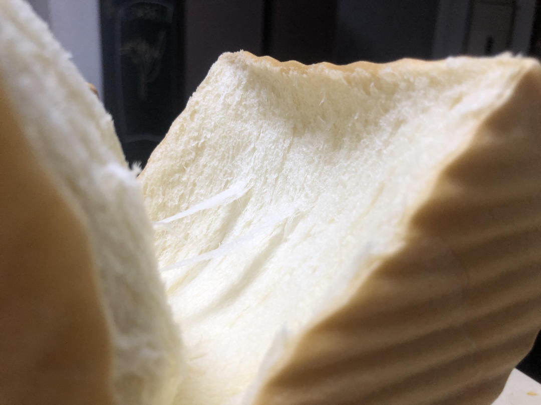 升级版奶香手撕吐司