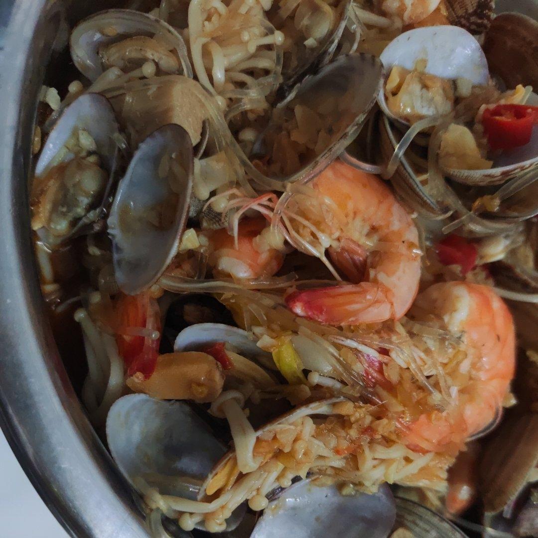 正到爆·花甲大虾粉丝煲