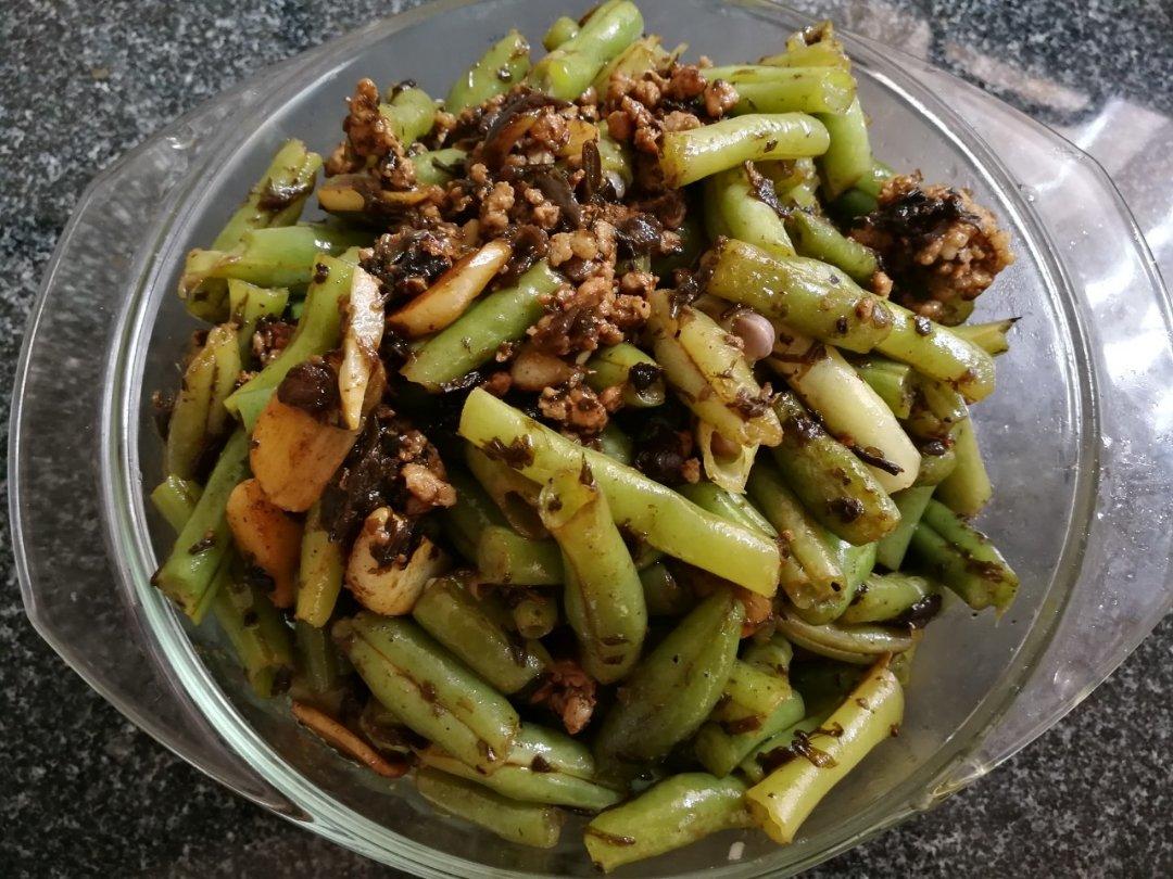 榄菜肉末四季豆