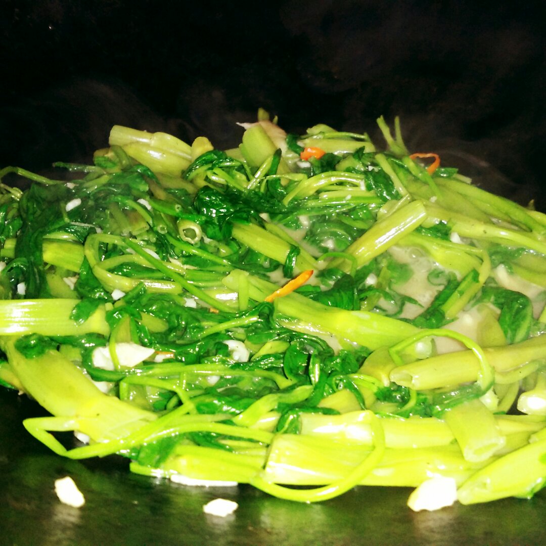 椒丝腐乳炒通菜