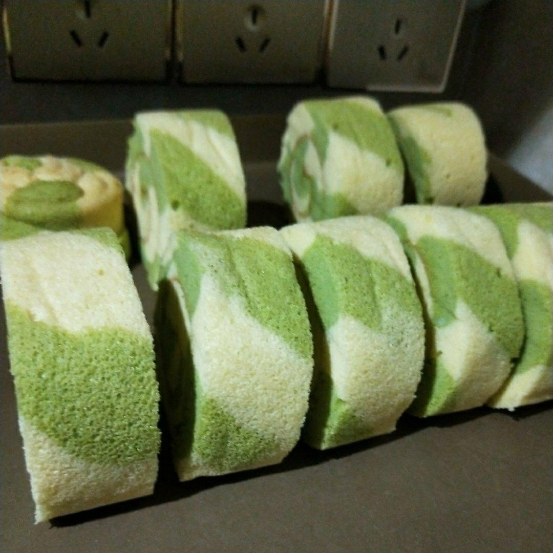 条纹蛋糕卷