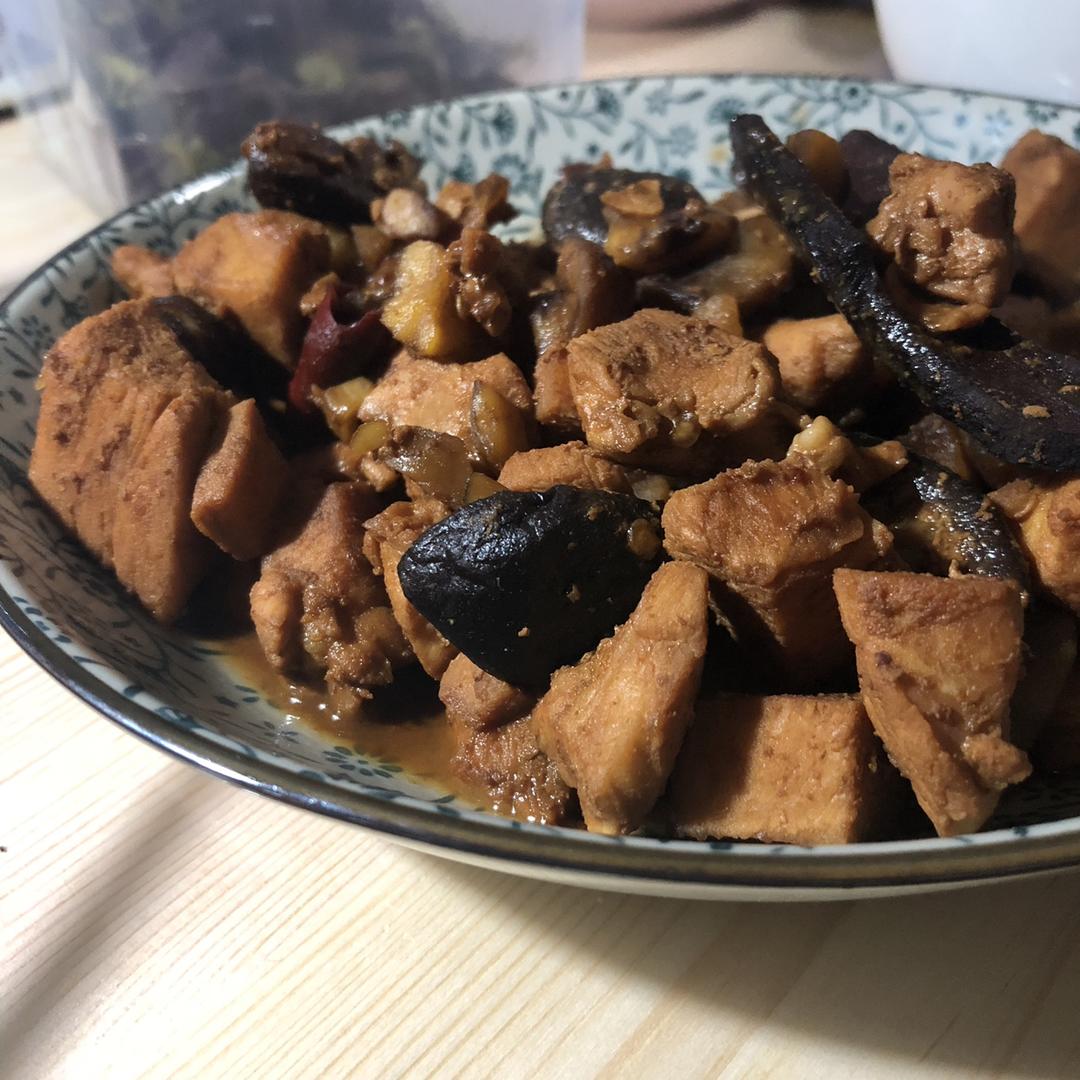 香菇板栗焖鸡