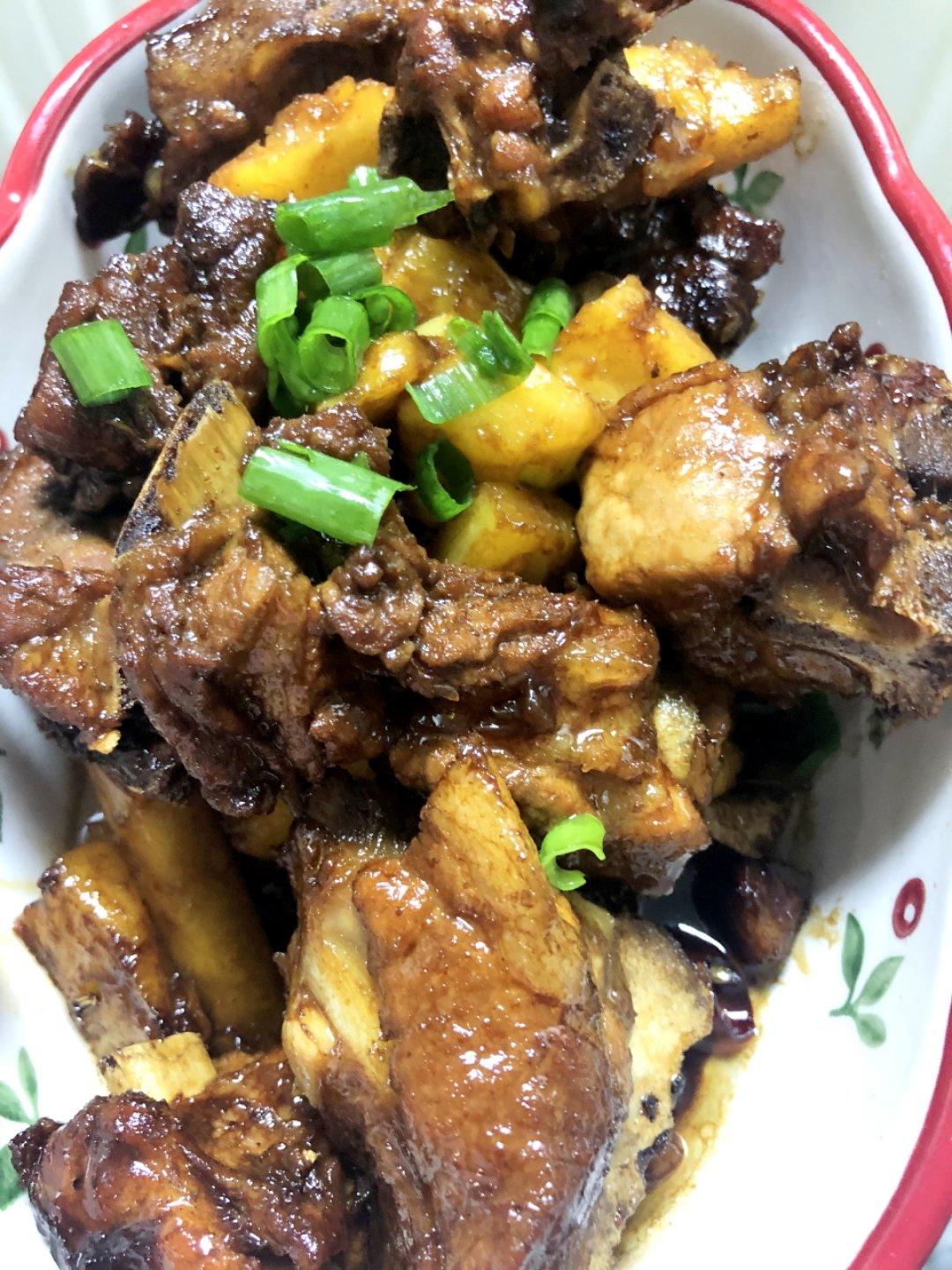 菠萝炒排骨