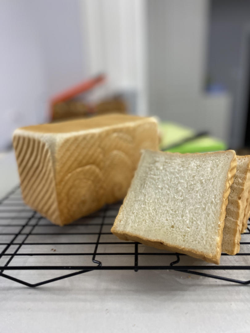 鲜奶大米手撕吐司