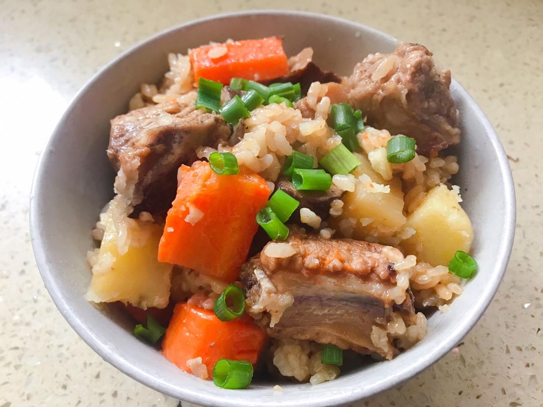王囧迥做的排骨饭