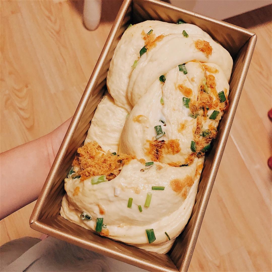 香葱肉松手撕吐司