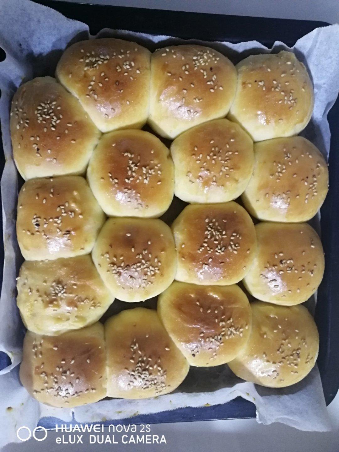 椰蓉奶香小餐包