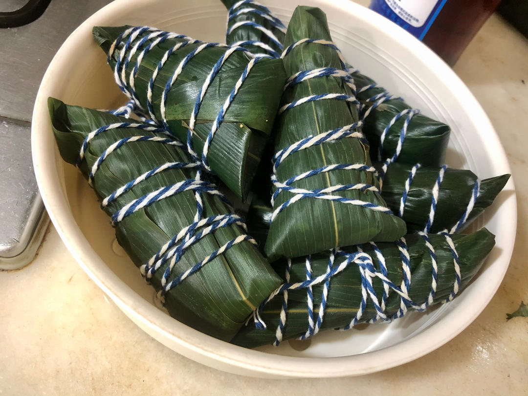 好吃到飞起的肉粽子