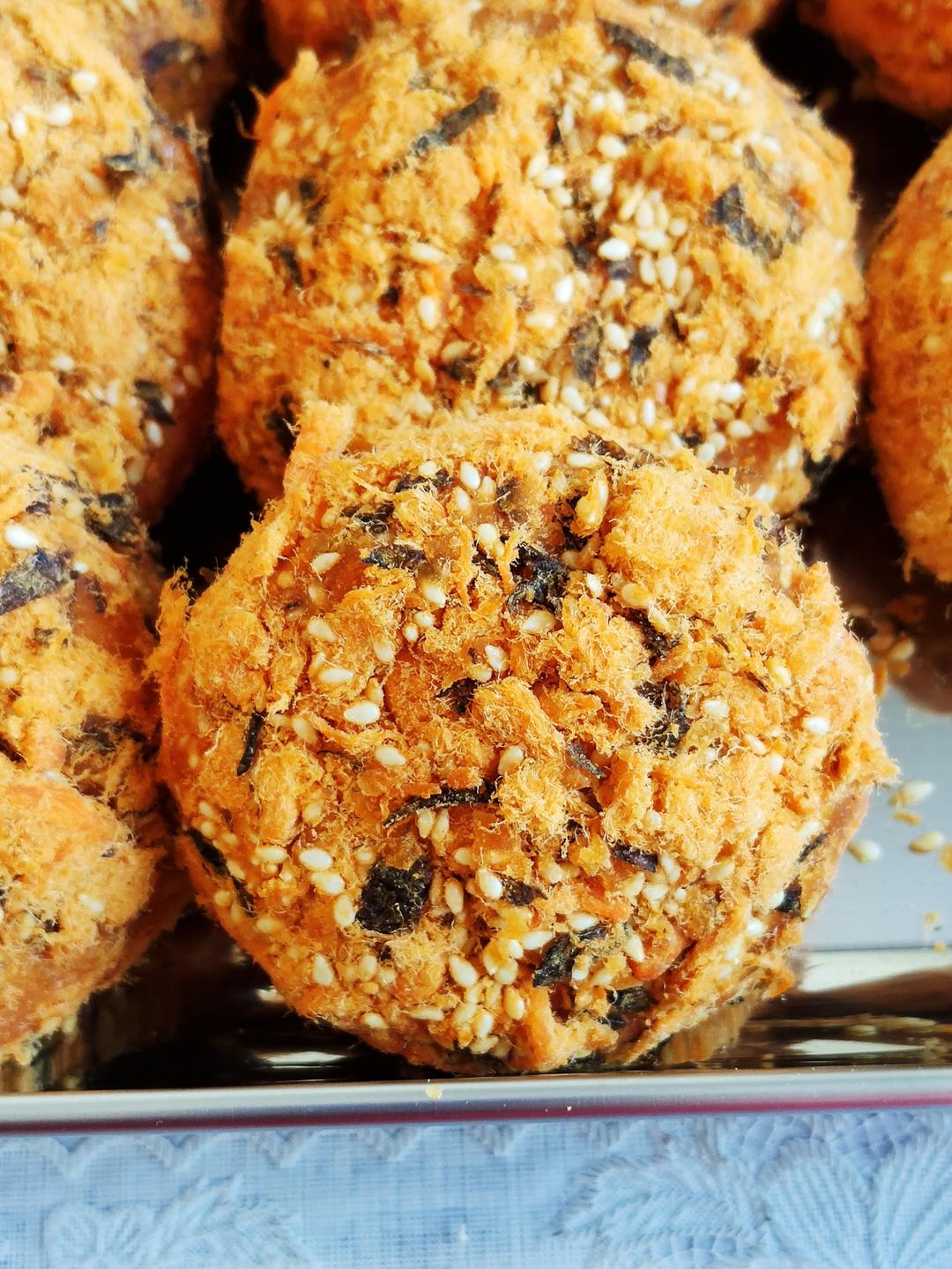 美味海苔肉松小贝