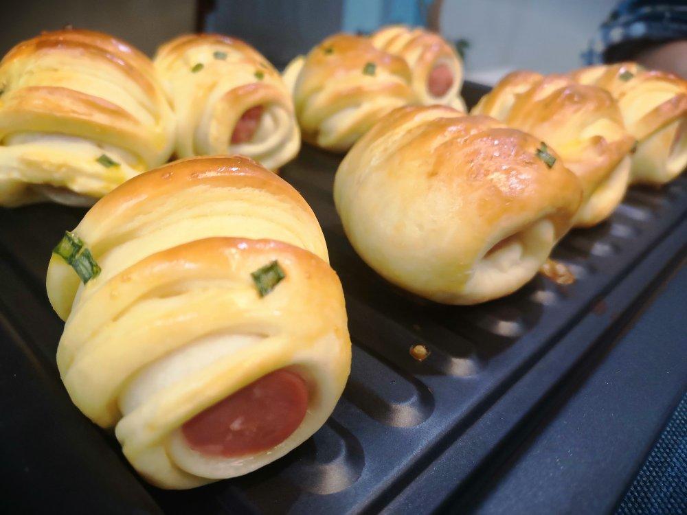 【冬季有肉】美味烤肠面包