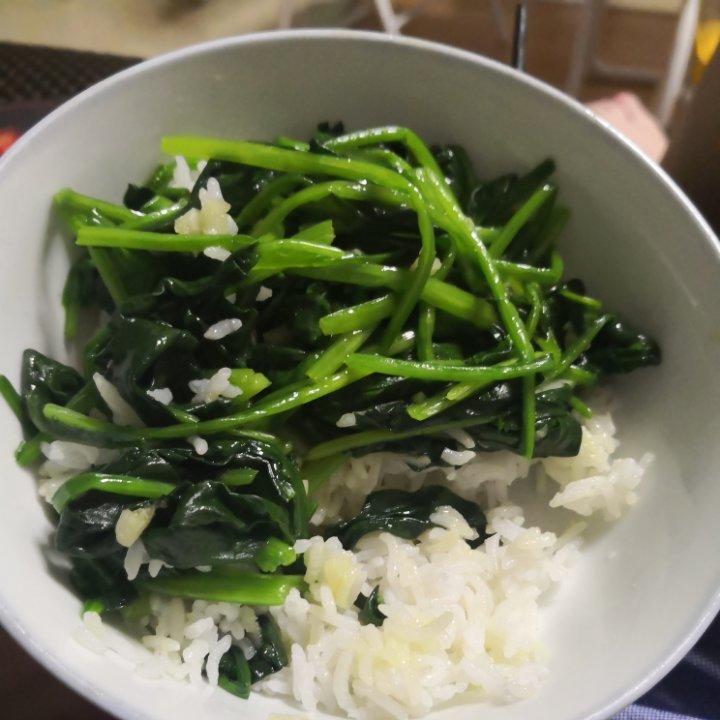 厨师长疑难解答：青菜“炝炒跟清炒”的区别，家庭硬核小技巧