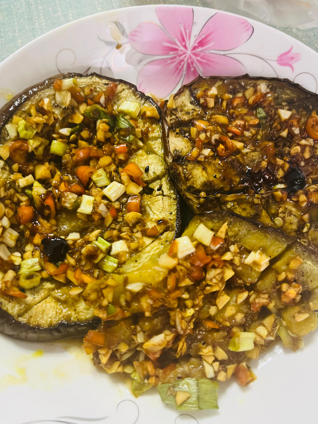 CC招牌菜销魂烤茄子，百吃不厌！