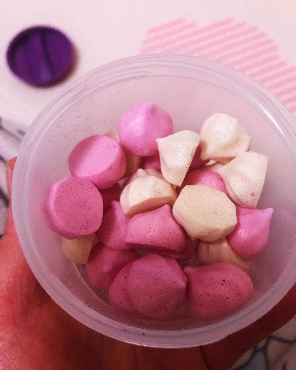 迷人的火龙果溶豆酸奶溶豆宝宝辅食