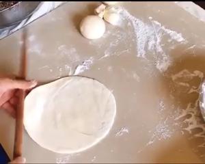 徐州中秋家庭老传统：蒸月饼的做法 步骤3
