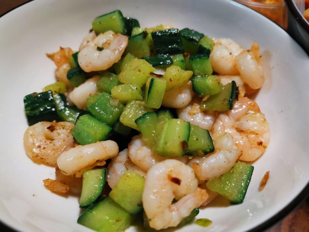 黄瓜炒虾仁