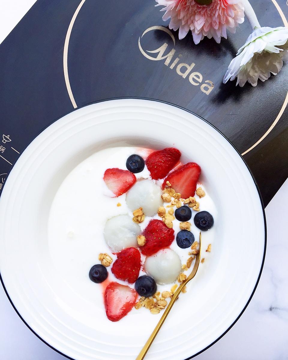 水果养乐多汤圆