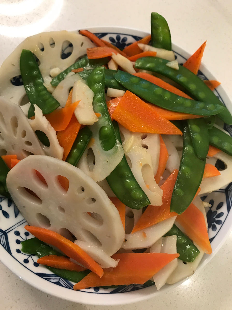 素菜也可以这么美—荷塘小炒