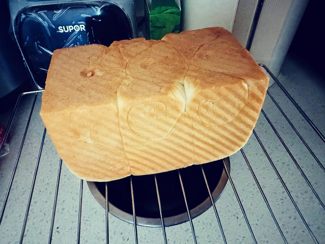 只需要一次发酵有韧性的牛奶吐司🍞（450g金波模具）