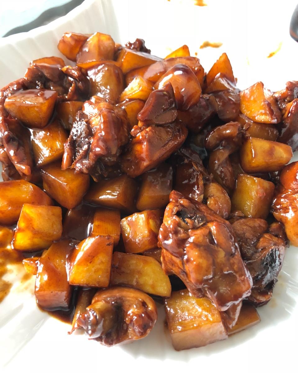 红烧土豆鸡块