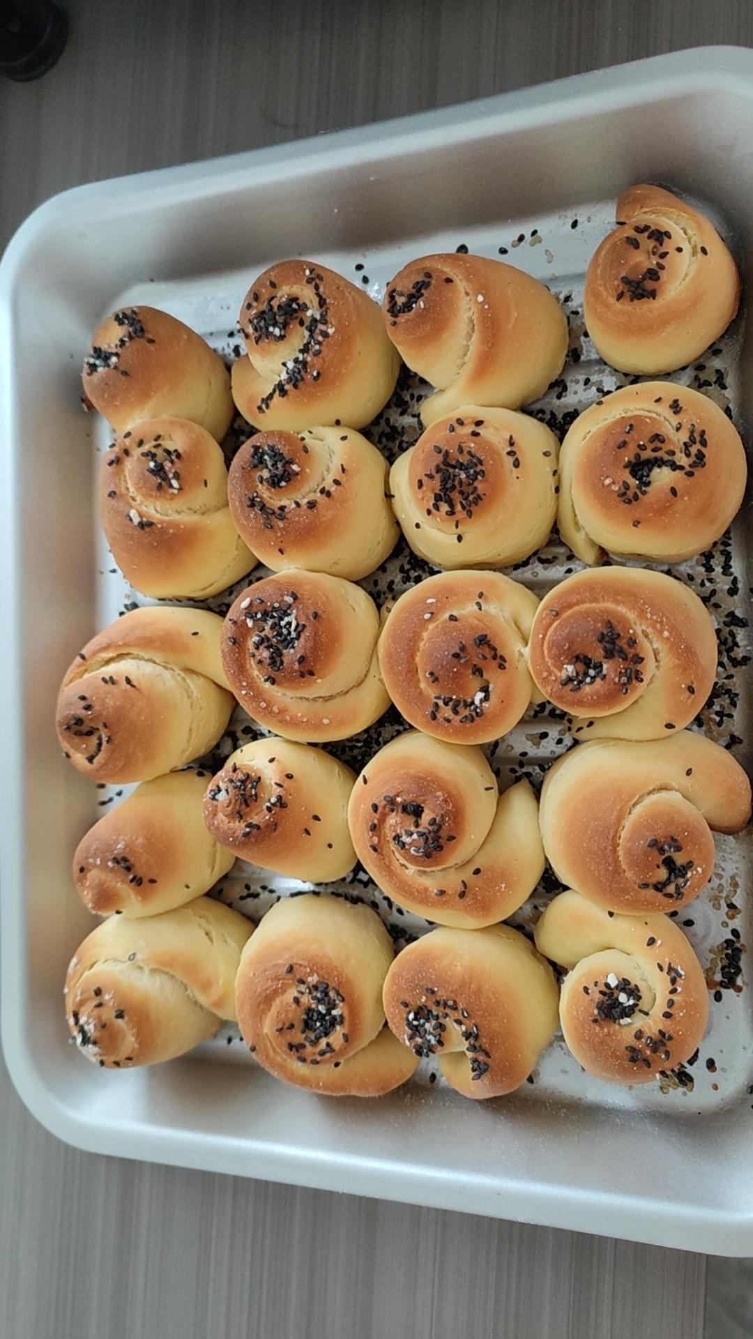 脆底蜂蜜小面包