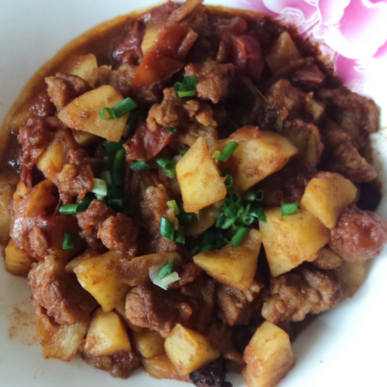 西红柿土豆炖牛腩