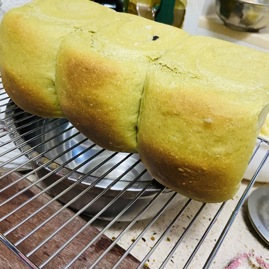 小烤箱·低糖少油蜂蜜抹茶红豆吐司