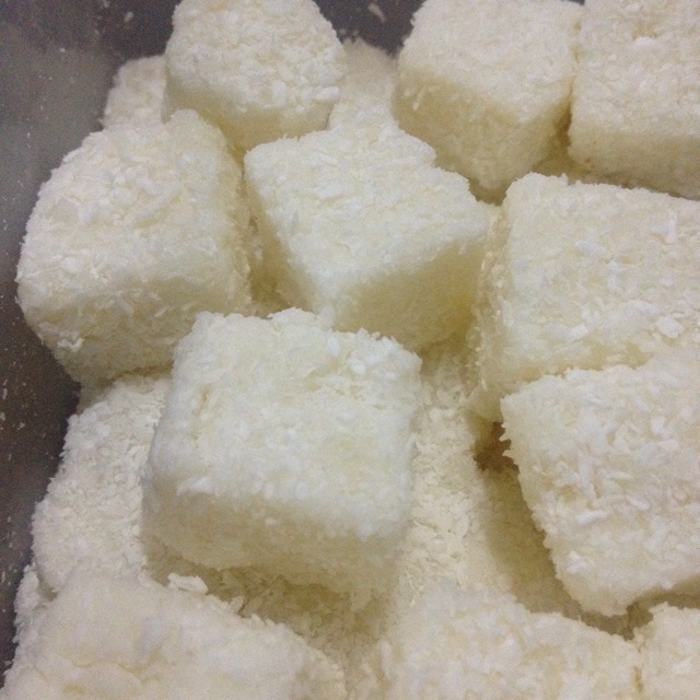 完胜85度C牛奶椰丝小方