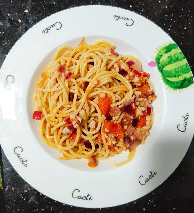 番茄肉酱意大利面