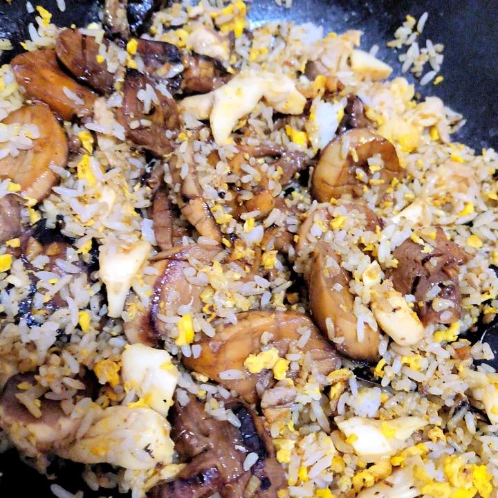 蒜香蘑菇炒饭