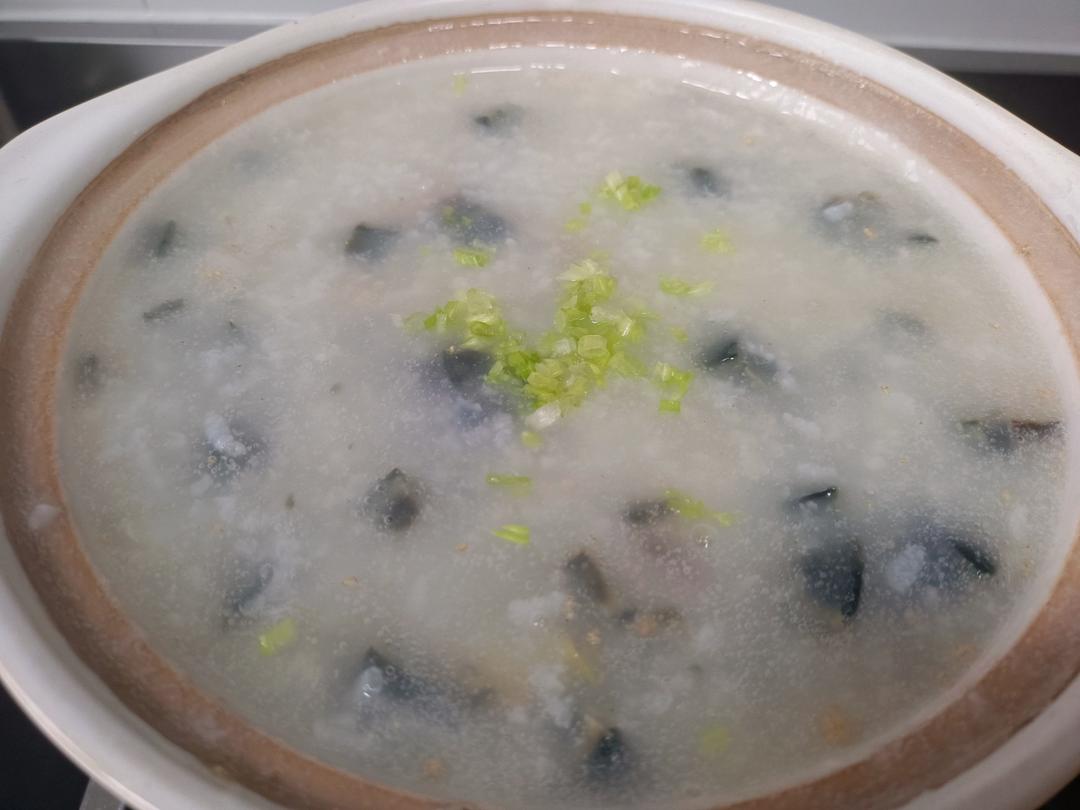 十五分钟快手之香滑皮蛋瘦肉粥(附五分钟电饭煲电压力锅更快捷方法)
