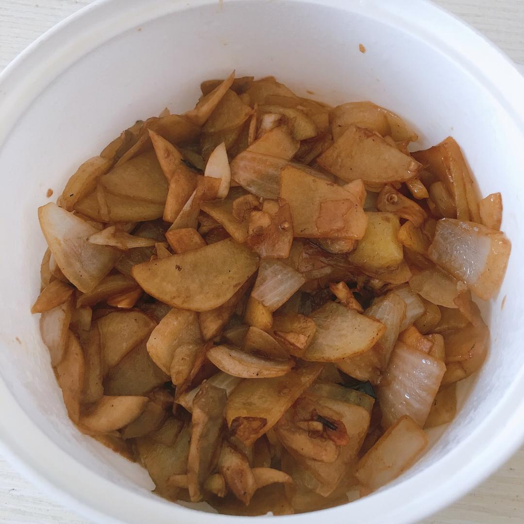 洋葱炒土豆