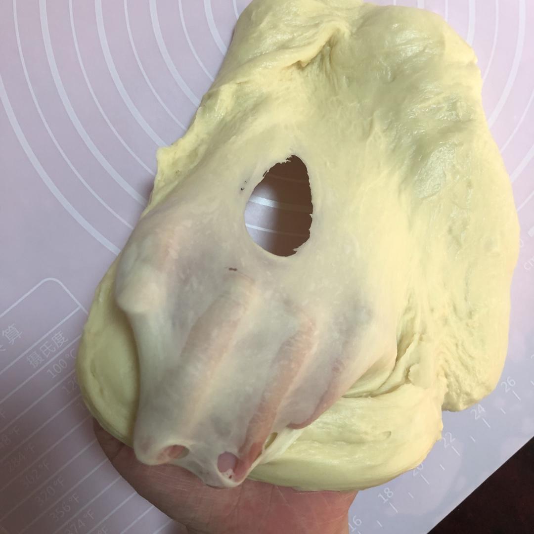 芝士火腿肉松香葱面包