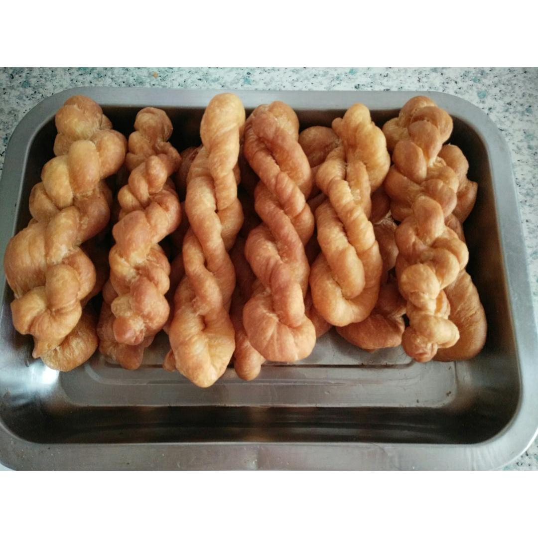 鸡蛋小麻花