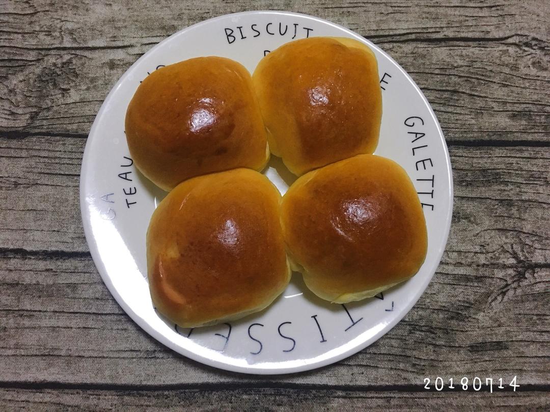 一次性发酵鲜奶油小面包
