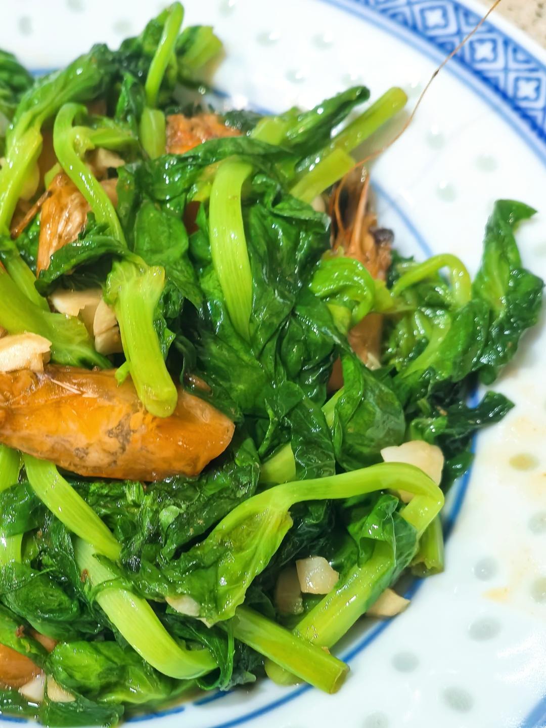 鲜香爆棚的虾头豌豆尖（空心菜/小青菜）