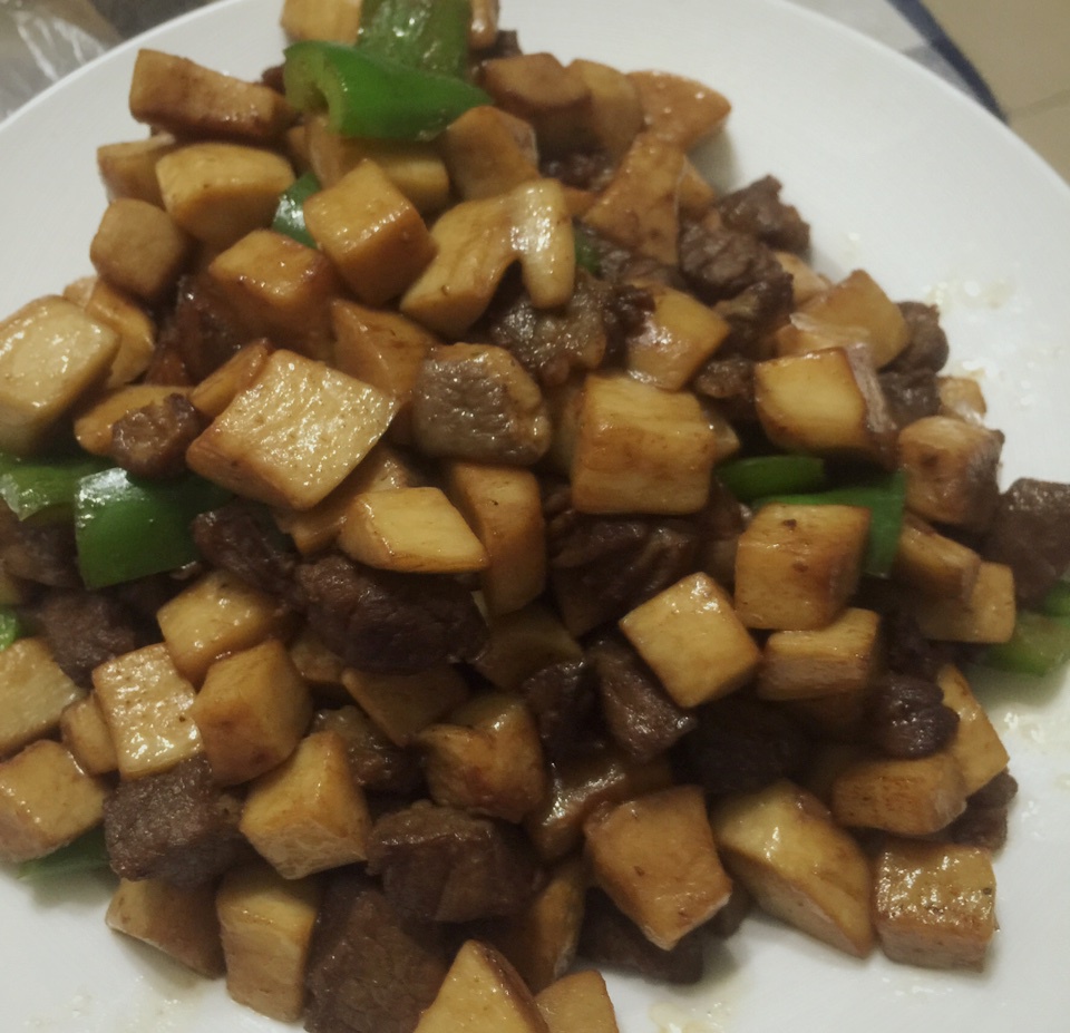 黑椒杏鲍菇牛肉粒